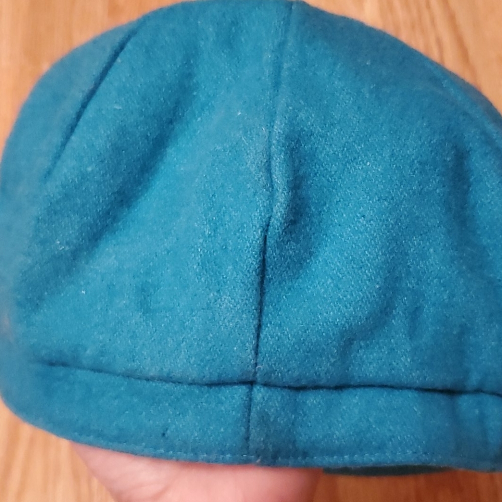Hat - Picture 2 of 3